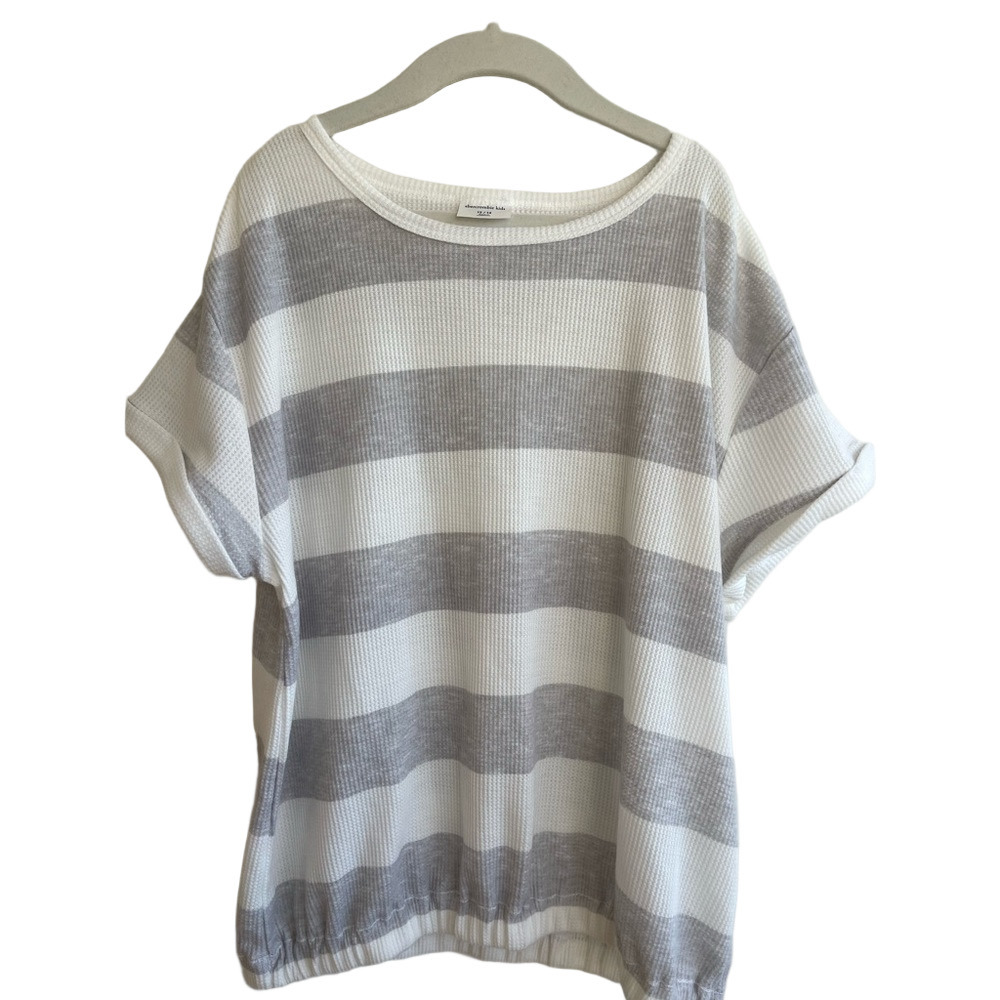 Abercrombie Kids White and Gray Striped Short Sleeve Tee